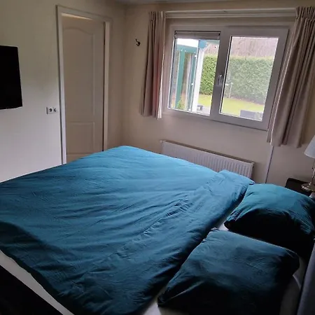 Apartment Boshuis De Roerdomp